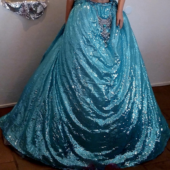 "WYNTER" Ocean Blue Sequin Wedding Ballgown Set - Picture 2 of 15